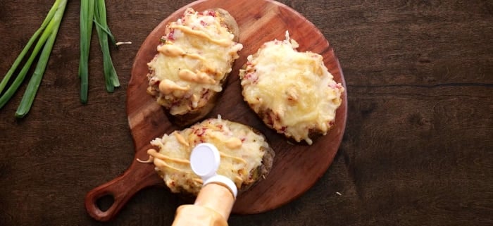 Drizzling Thousand Island on top.