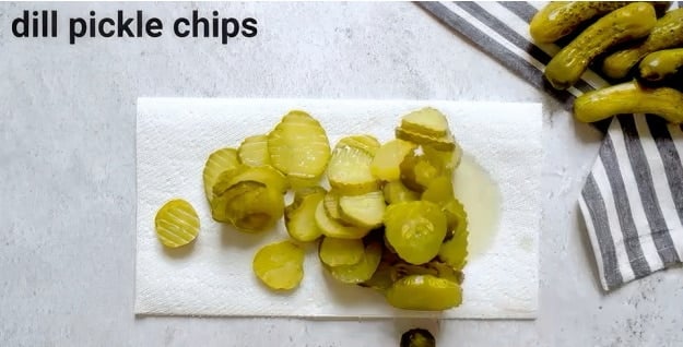 Pickles on paper towel.
