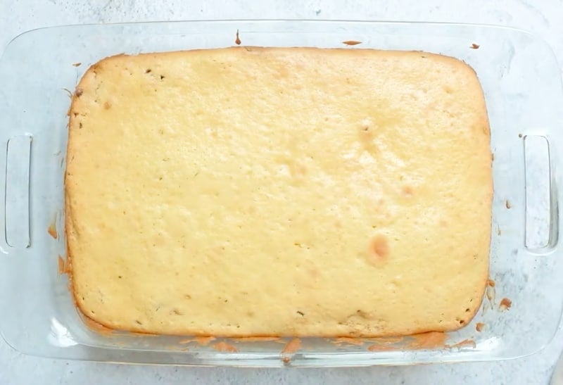 Baked Cake without glaze.