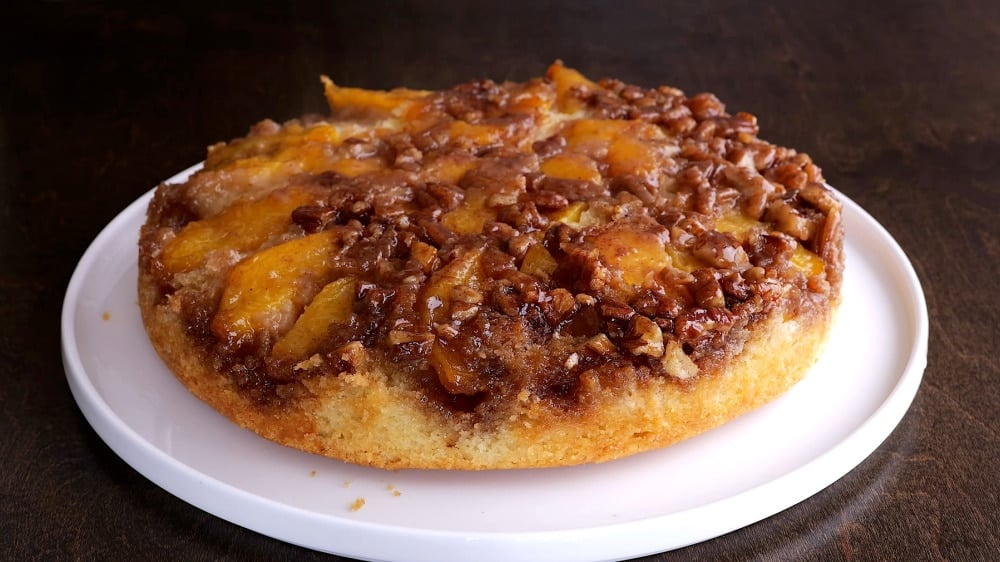 Fiinshed cake.