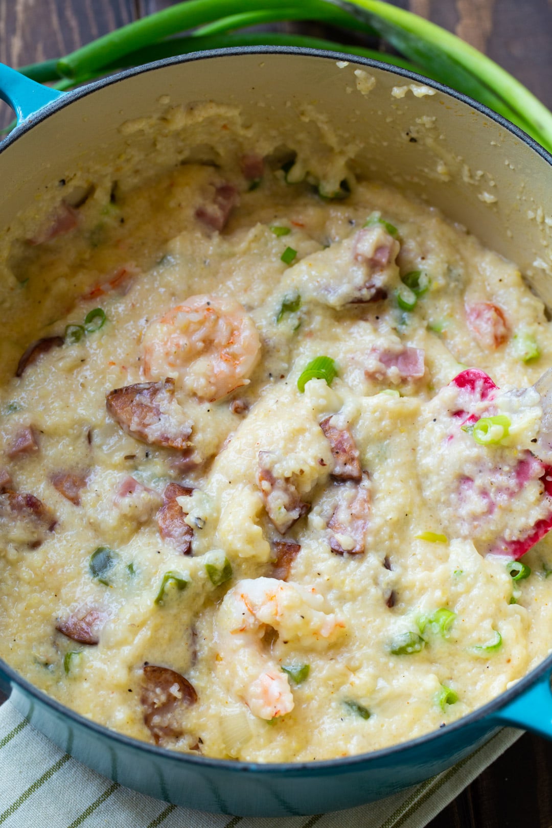 Jambalaya Grits in a Dutch oven.