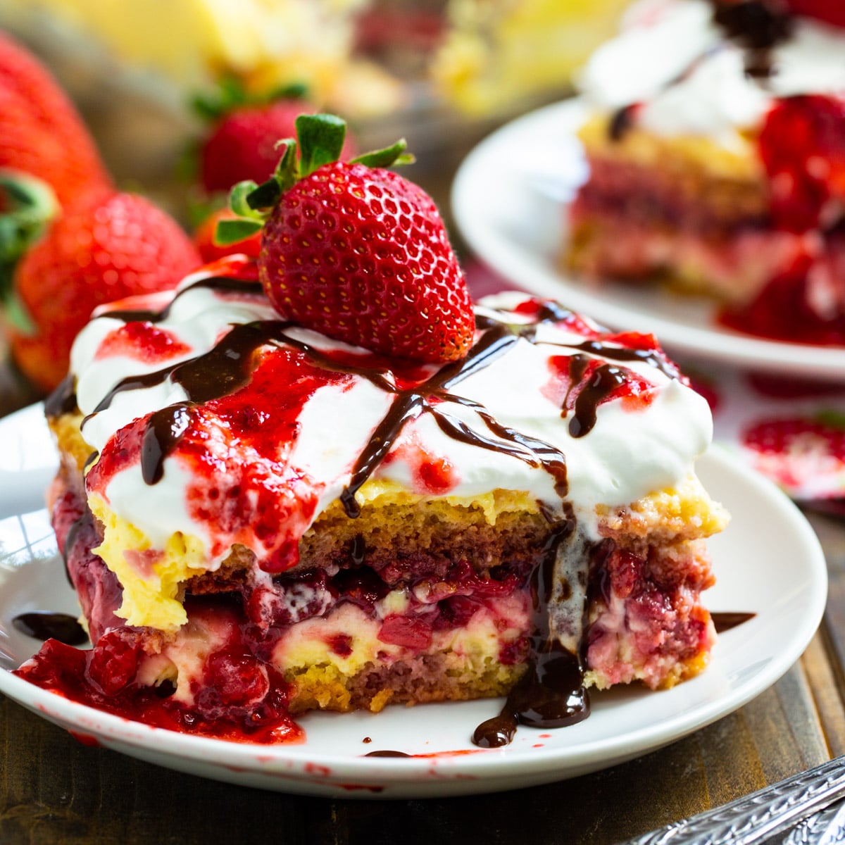 No-Bake Strawberry Lasagna