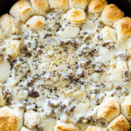 Biscuit and Gravy Ring