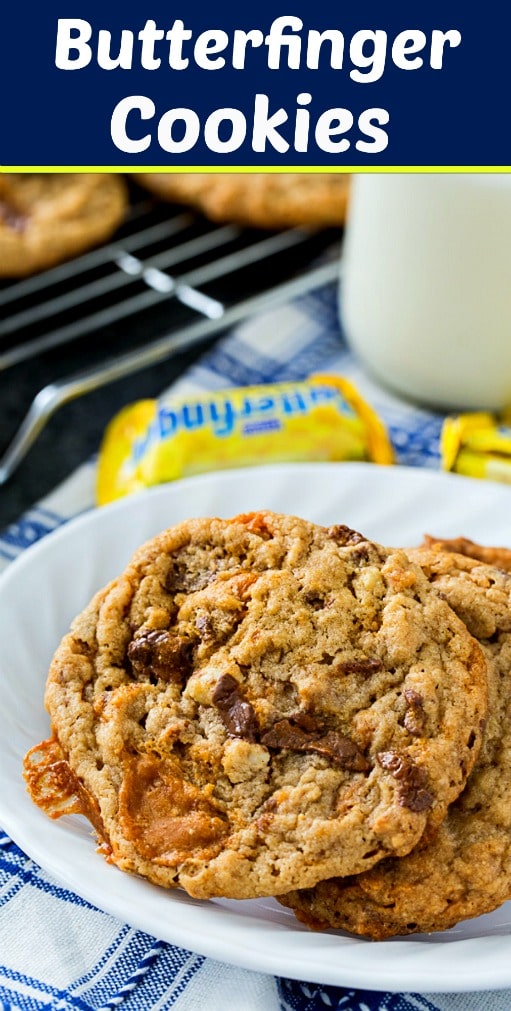 Butterfinger Cookies have lots of butterfinger and peanut butter flavor #cookies #peanutbutter