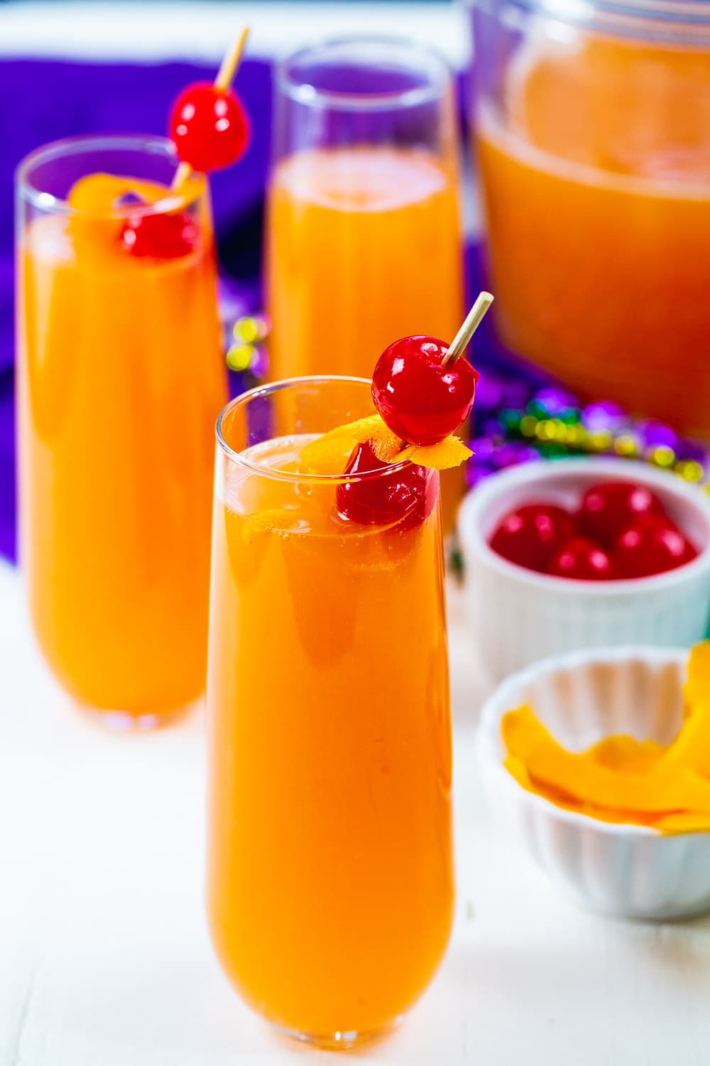 https://spicysouthernkitchen.com/wp-content/uploads/Hurricane-Mimosas-7.jpg