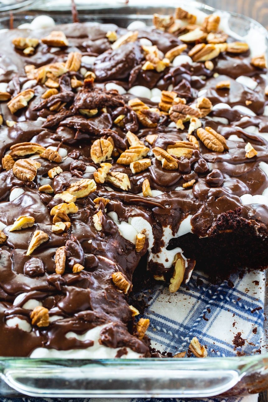 Southern Mississippi Mud Cake