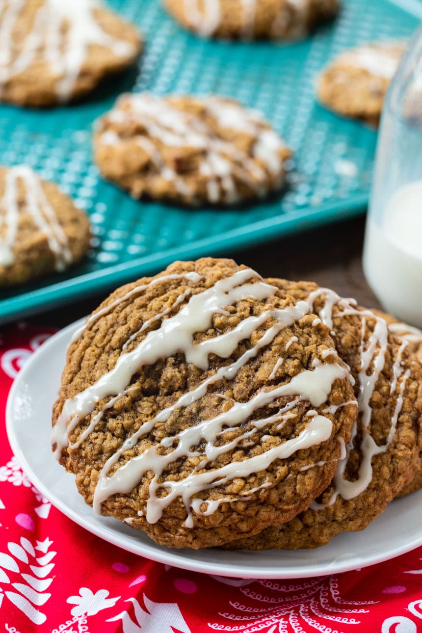 Oatmeal Spice Cookies with Maple Glaze