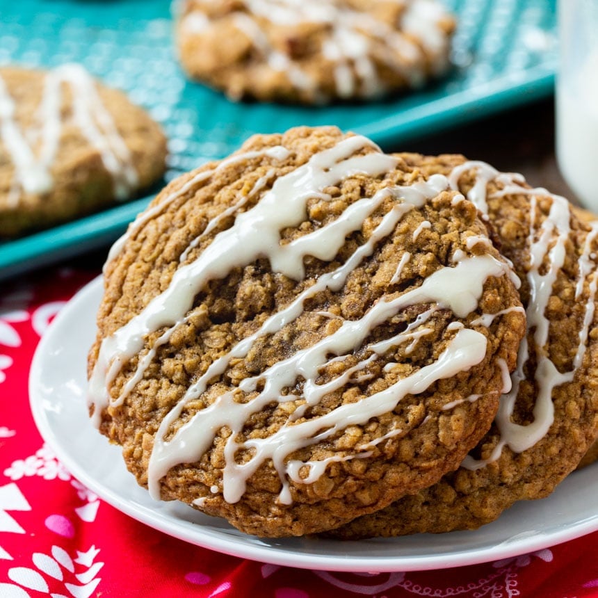 Oatmeal Spice Cookies with Maple Glaze