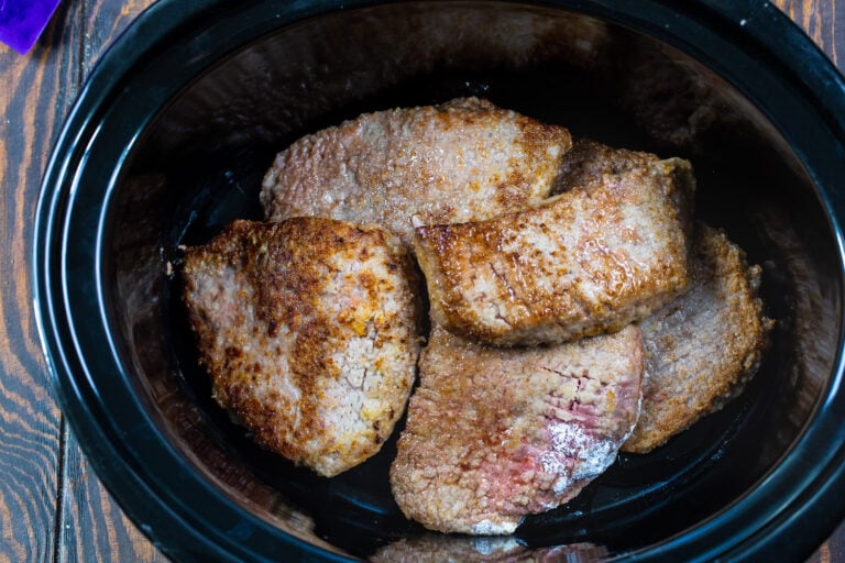 Crock Pot Cubed Steak With Gravy Spicy Southern Kitchen 