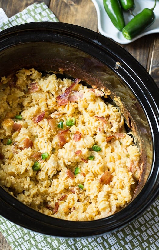 Slow Cooker Bacon Mac and Cheese