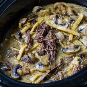 Slow Cooker Beef and Noodles with Mushrooms