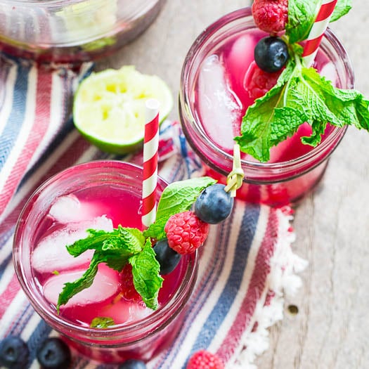 Berry Mojito with raspberies and blueberries