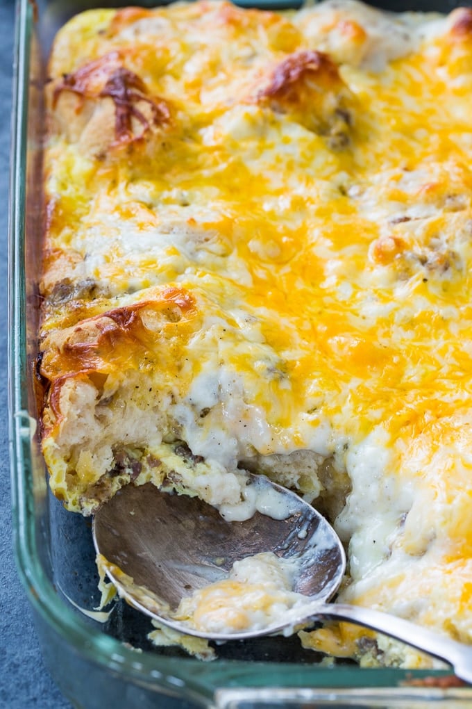 Easy Biscuits and Gravy Casserole