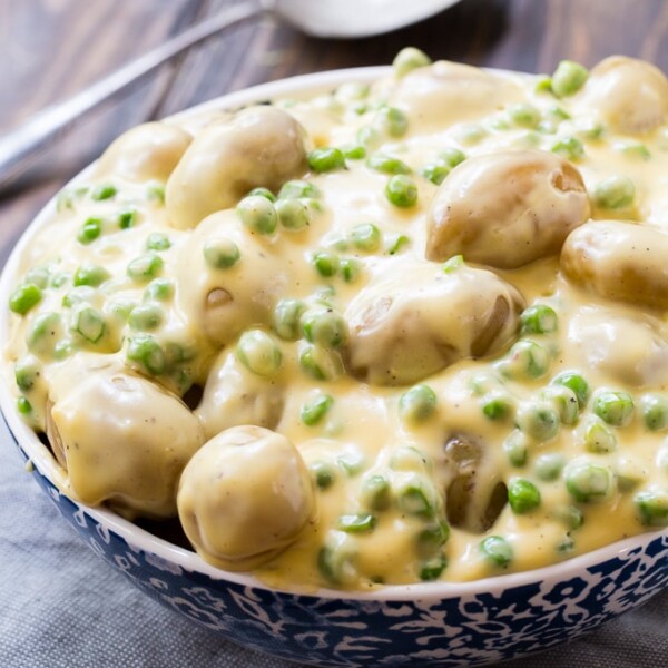 Cheesy Creamed Peas and Potatoes