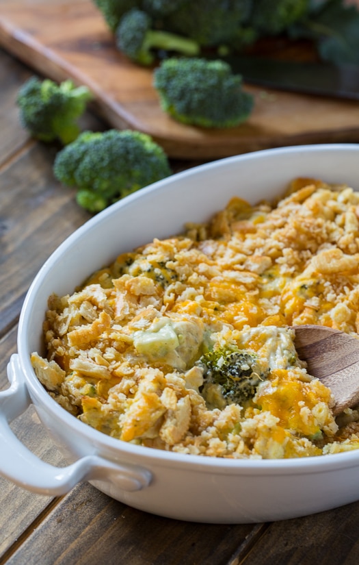 Chicken Divan Casserole - a creamy mixture of chicken, broccoli, and cheese. Great for using up leftover chicken or turkey!