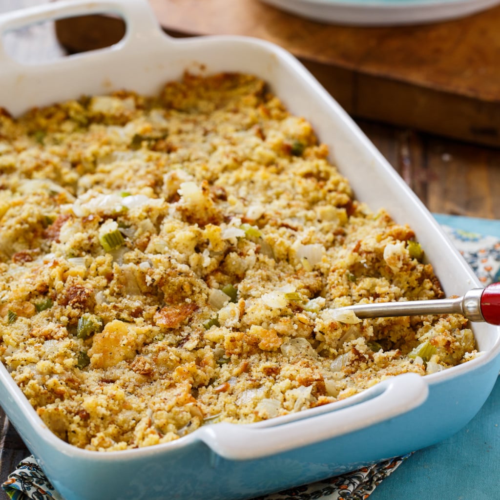Southern Cornbread Dressing X HELLME