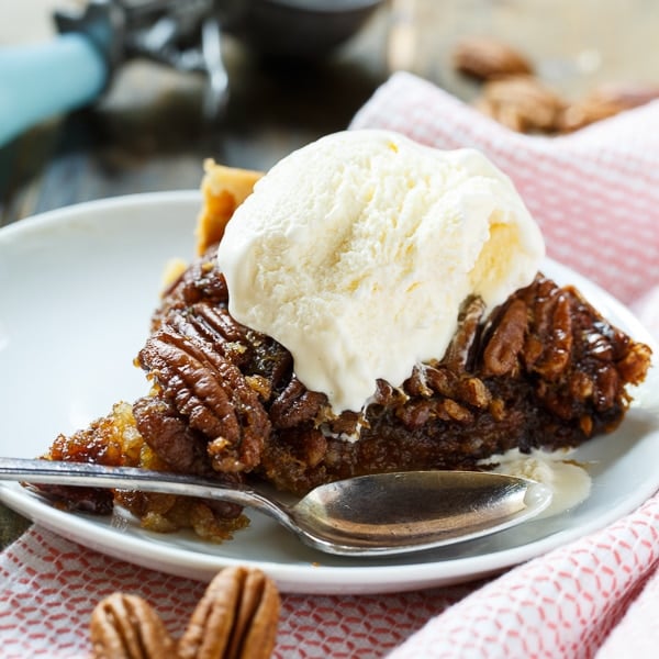 Crock Pot Pecan Pie