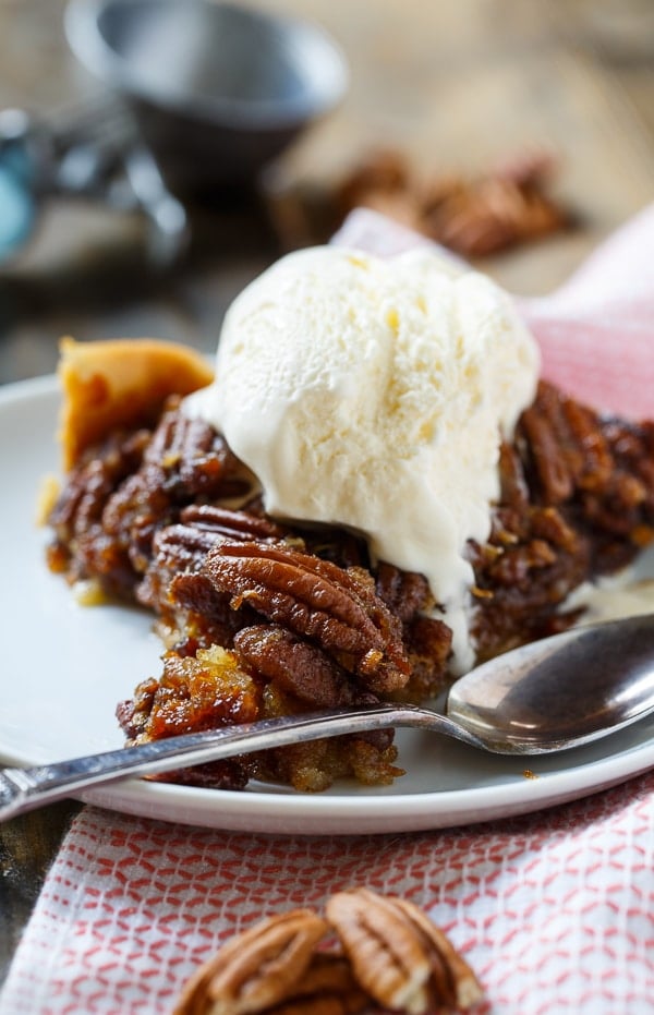 Crock Pot Pecan Pie