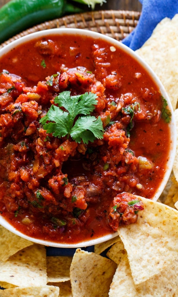 Fire-Roasted Salsa- super easy restaurant-style salsa that takes only minutes to make in a blender.