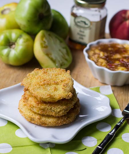 fried green tomatoes with peach pepper jelly sauce