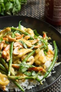 Basil, Chicken, and Green Beans in Coconut Curry Sauce