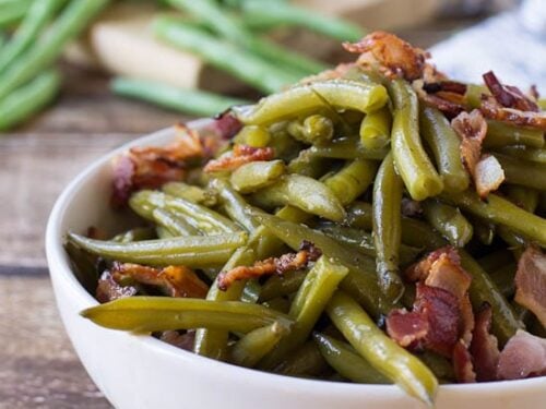 https://spicysouthernkitchen.com/wp-content/uploads/green-beans-49-500x375.jpg