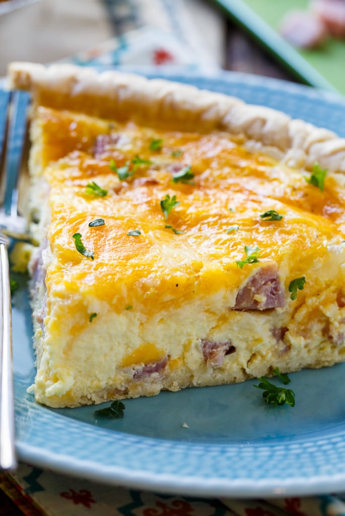 Easy Ham and Cheese Quiche- great way to use up leftover ham!