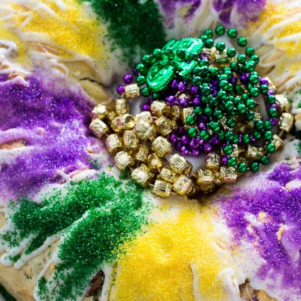 Cinnamon-Pecan King Cake