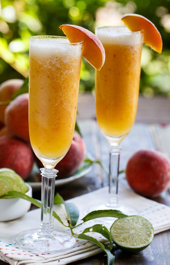 Frozen Peach Bellini Mocktails #Sponsored #SweetSwaps #SplendaSweeties