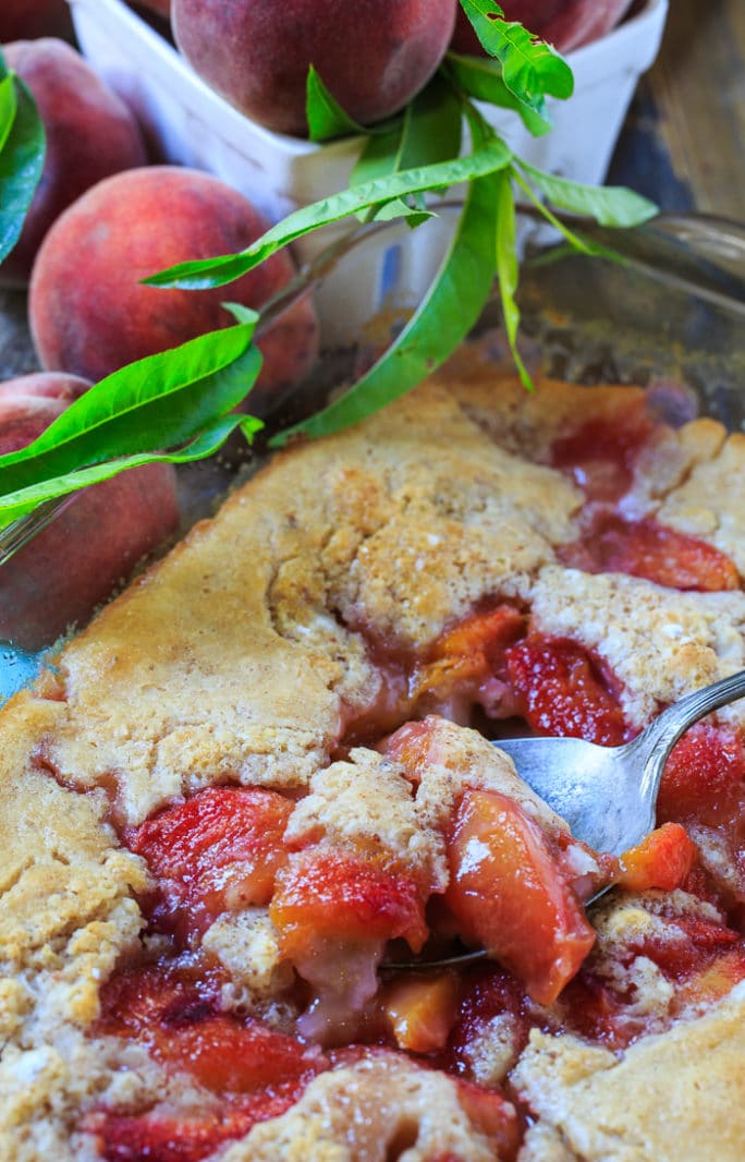 Easy Southern Peach Cobbler. My favorite summer dessert.