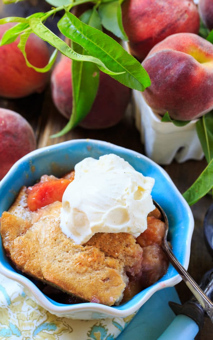 Easy Southern Peach Cobbler - Spicy Southern Kitchen