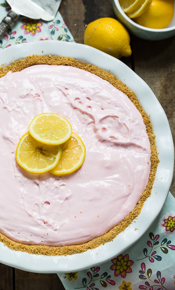 No Bake Pink Lemonade Pie. So easy, cool, and refreshing!