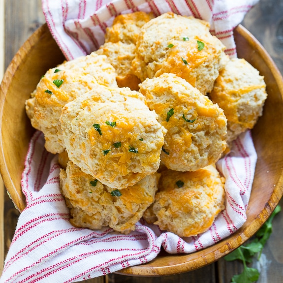 Copycat Red Lobster Cheddar Bay Biscuits