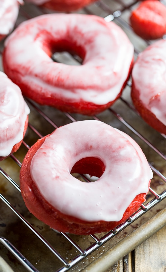 Red Velvet Donuts with Glaze. Perfect for Valentine's Day #doughnuts