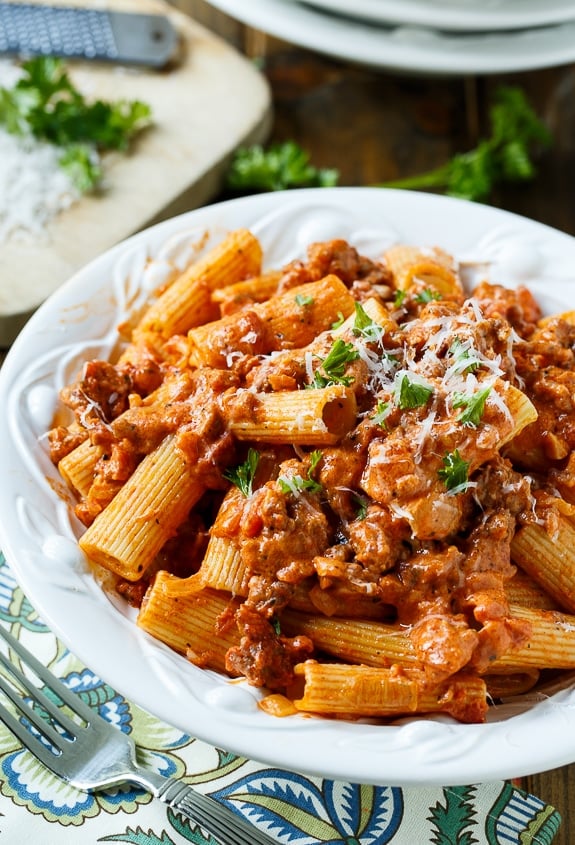 Sausage Rigatoni with Spicy Tomato Sauce