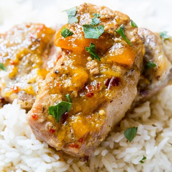 Slow Cooker Spicy Peach Glazed Pork Chops