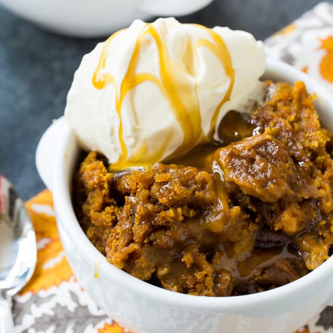 Slow Cooker Pumpkin Cake