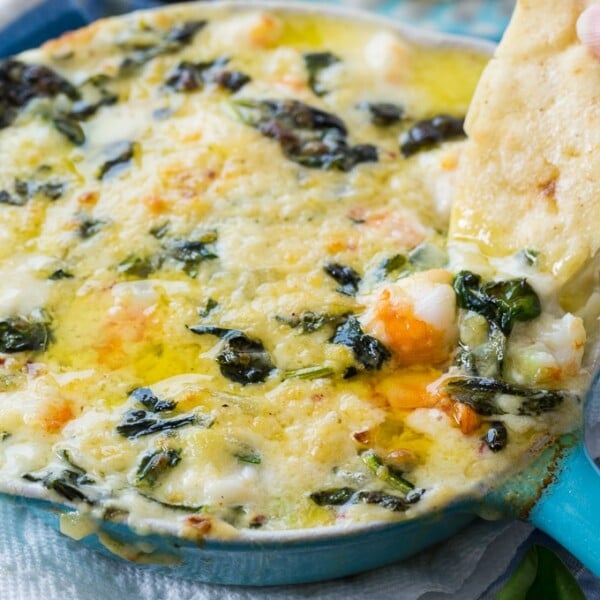 Cheesy Spinach and Shrimp Dip