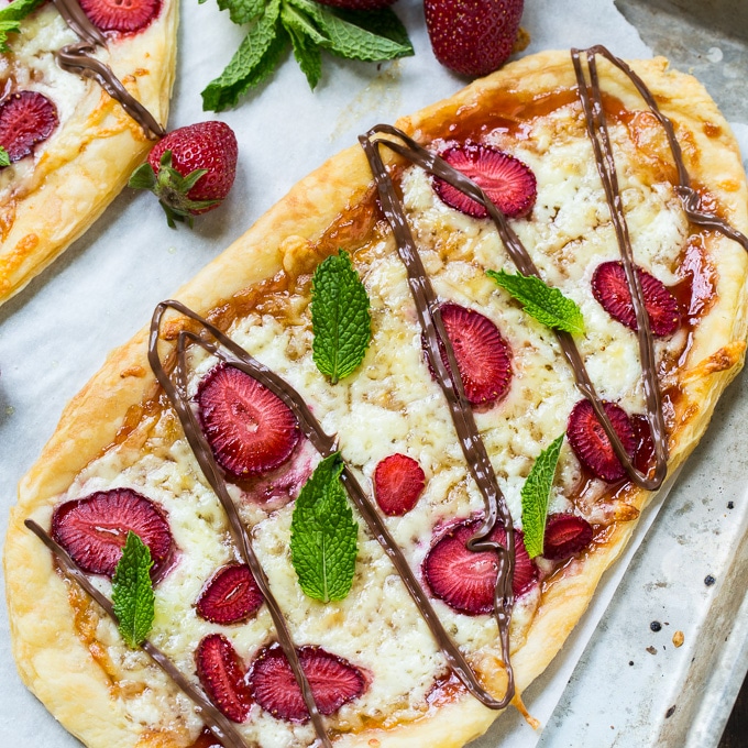 Strawberry Nutella Dessert Pizza